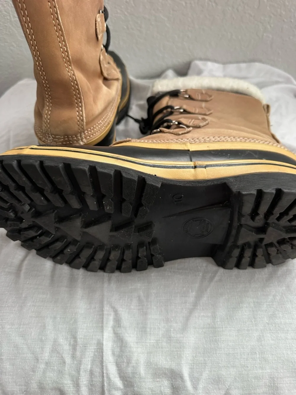Sorel Caribou Waterproof Snow Boots Men’s 10 Brown Black Winter Duck Boots‎